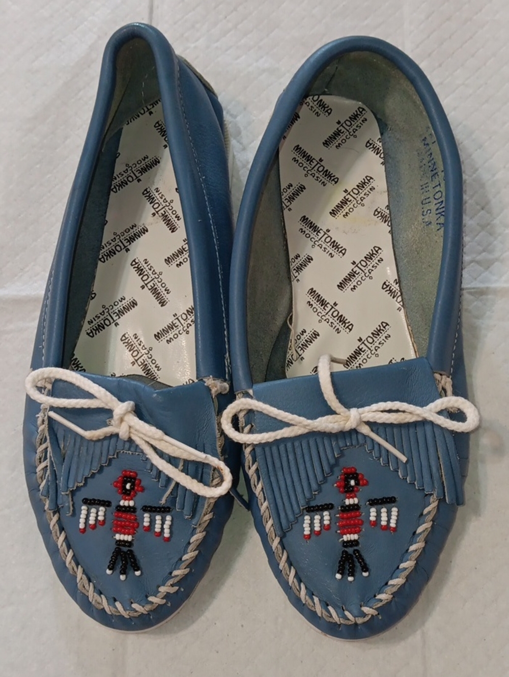 Vintage Minnetonka Blue Beaded Thunderbird Fringe Moccasins. Size 10 - Picture 2 of 6